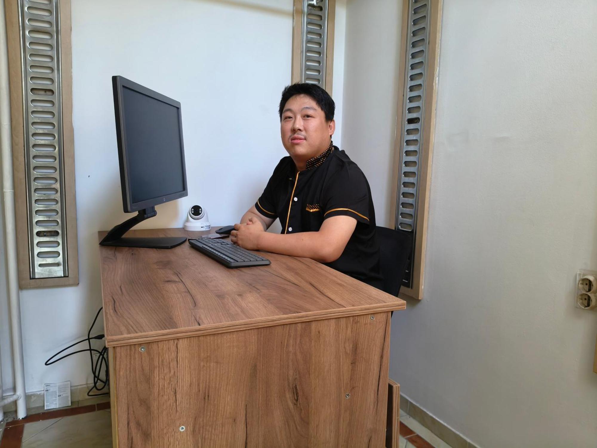 Sunshine Hostel 免费洗衣机 高速上网 Белград Экстерьер фото